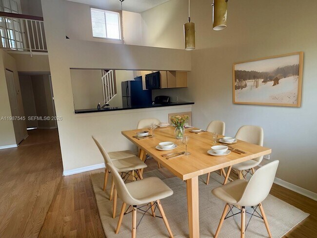 Building Photo - 1103 Coral Club Dr