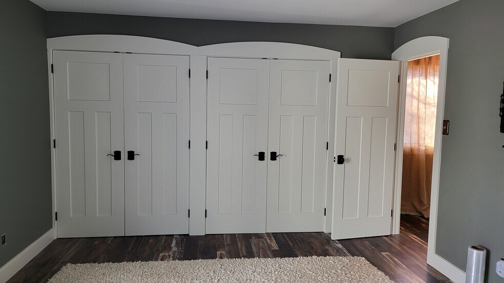 Building Photo - 348 New Market Ct