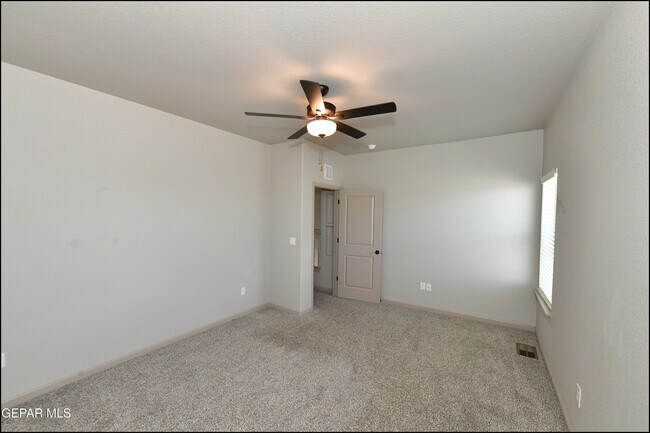 Building Photo - 2358 Enchanted Gem