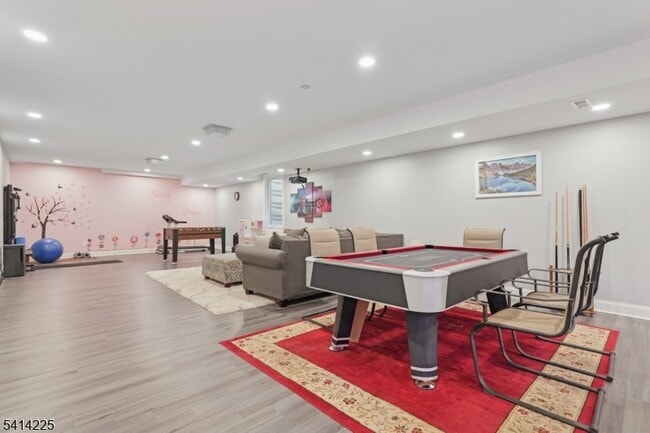 Building Photo - 61 Mechanic St