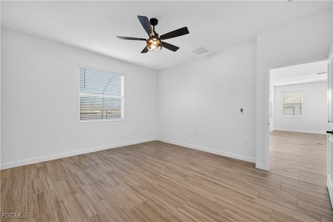 Building Photo - 15015 Bluewater Rd