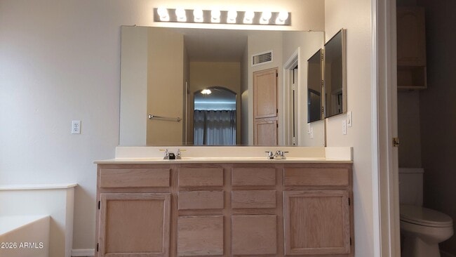 Building Photo - 1545 E Harvard Ave