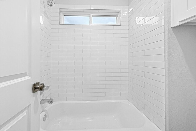 Building Photo - 4677 Bellfort Ave