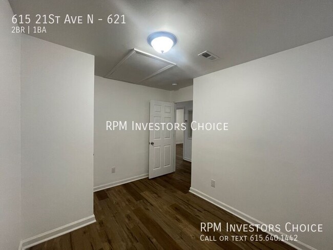 Building Photo - 615 21st Ave N