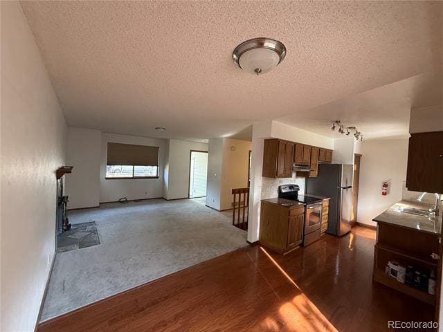 Building Photo - 7100 W Yale Ave