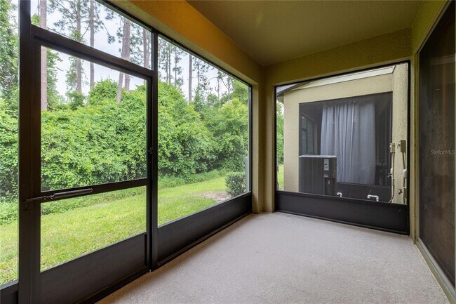 Building Photo - 1280 Pavia Dr