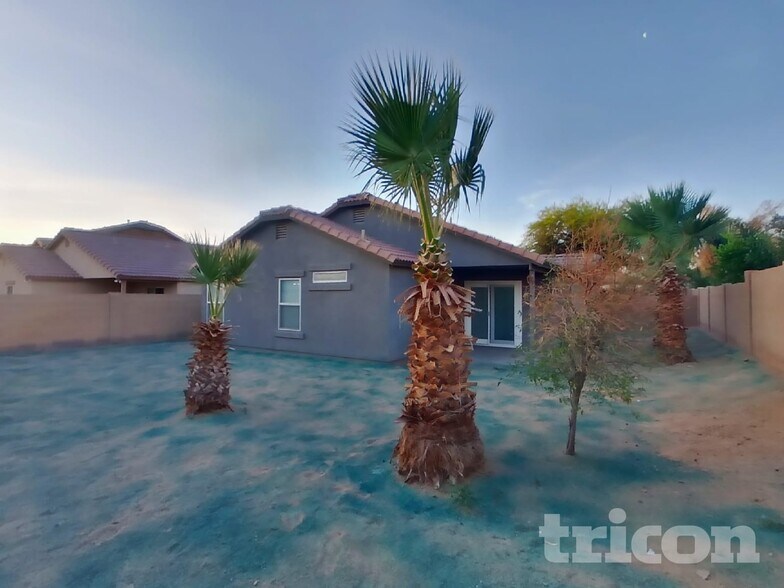 Building Photo - 15456 W Desert Mirage Dr