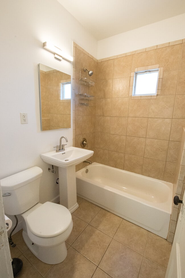 Building Photo - 3410 N Booth St