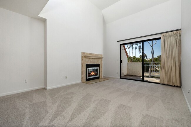 Building Photo - 8308 Regents Rd