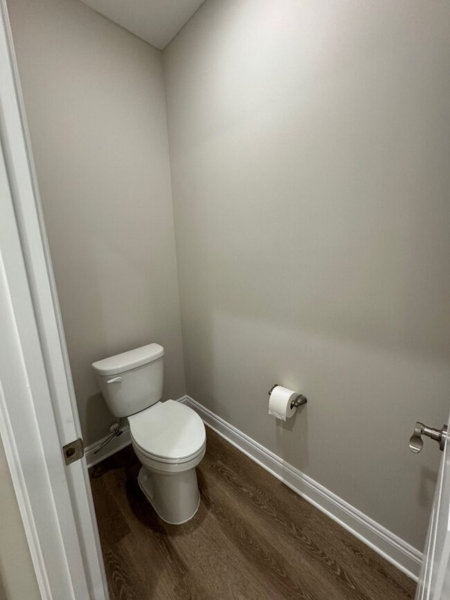 Building Photo - 207 Mosaic Dr