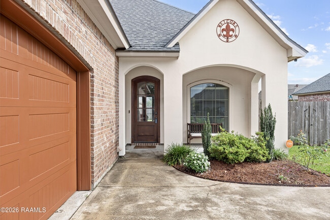 Building Photo - 103 Heron Point Dr