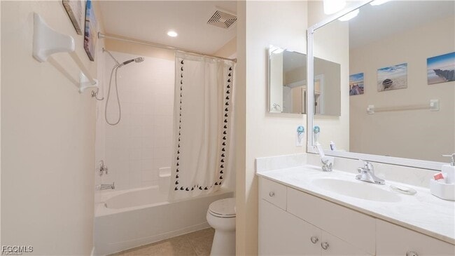 Building Photo - 10530 Amiata Way