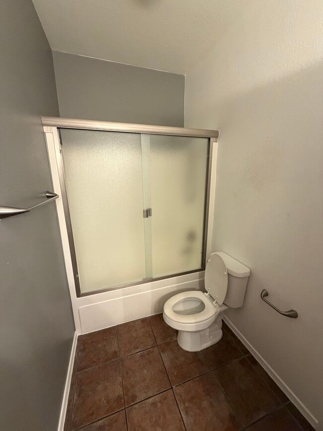 Building Photo - East Mesa Gated Community with Pool and Hot Tub