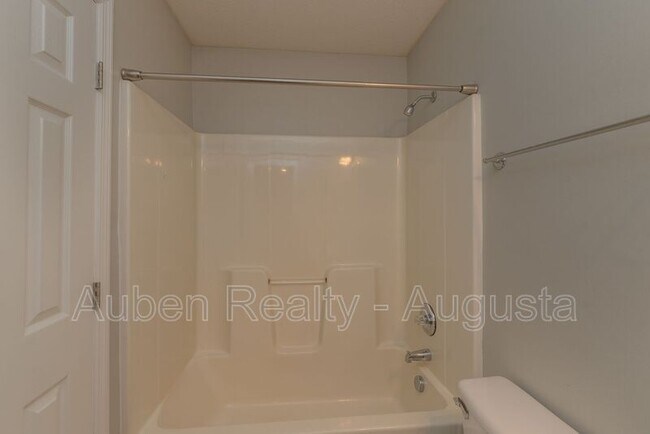 Building Photo - 7010 Antilles Dr
