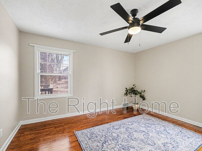 Building Photo - 3721 N 60th St