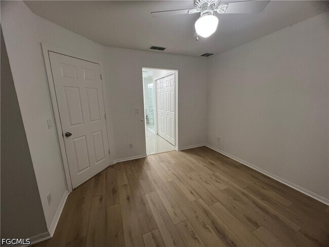 Building Photo - 1543 Hightower Ave S