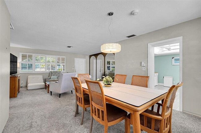 Building Photo - 2705 Roosevelt St