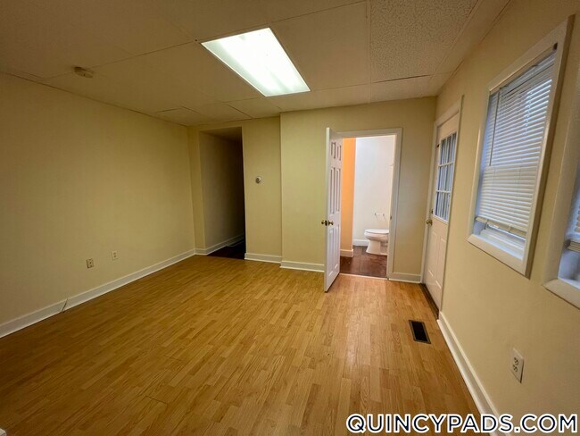 Building Photo - 185 Thomas E. Burgin Pkwy