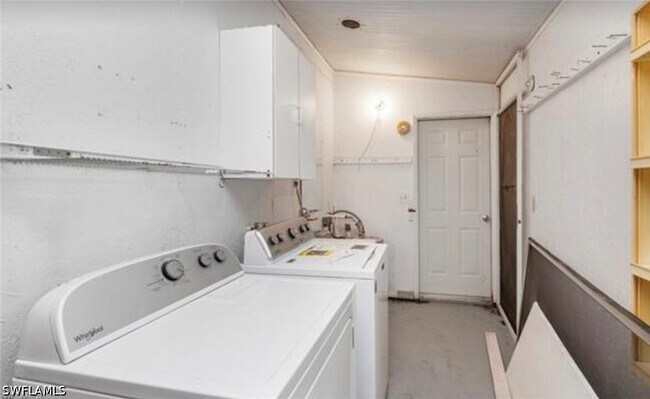 Building Photo - 171 Grassy Key Ln