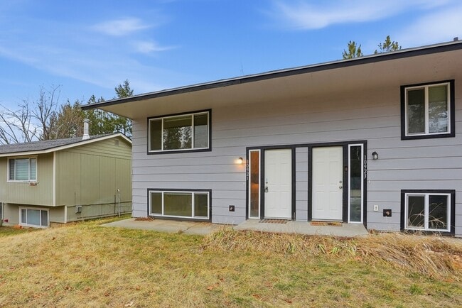 Building Photo - 10921 E 16th Ave