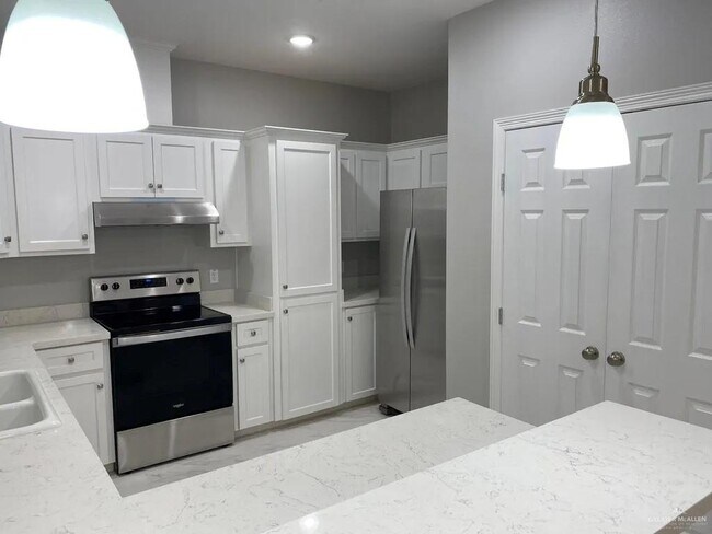 Building Photo - 15 Texas S Blvd