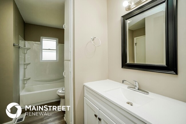 Building Photo - 1218 Gertrude Dr