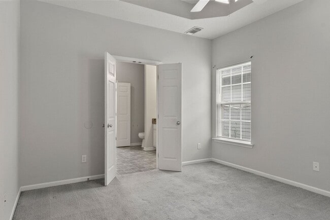 Building Photo - Nice 3 Bed 2 Bath Home! Available Now!