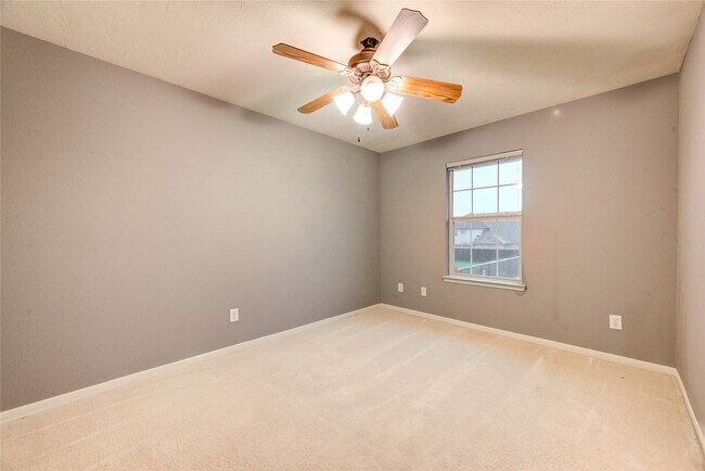 Building Photo - 2931 Meadowglen Cove