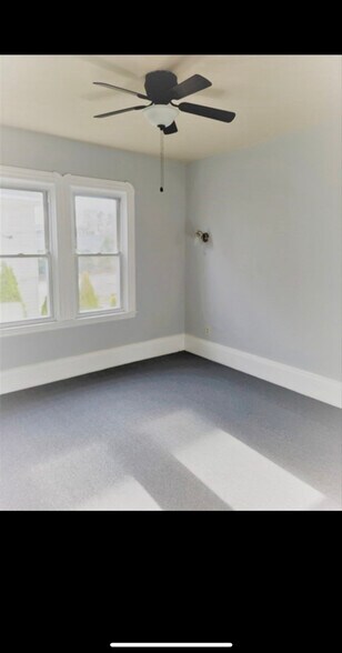 Building Photo - 272 Mt Pleasant St