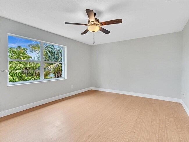 Building Photo - 1498 SW 106th Ave