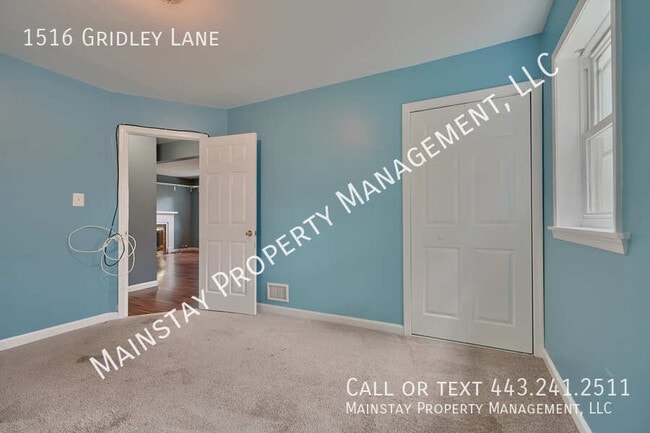 Building Photo - 1516 Gridley Ln