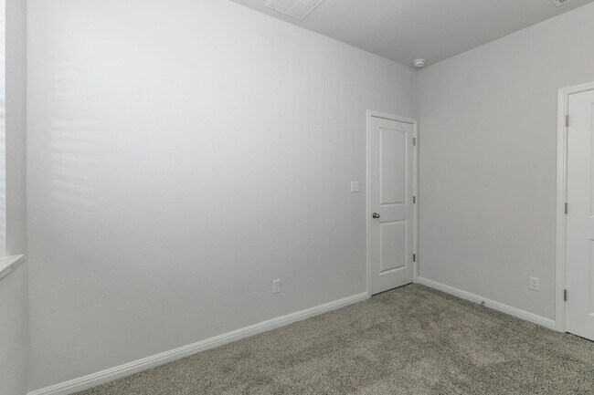 Building Photo - 108 Otella St