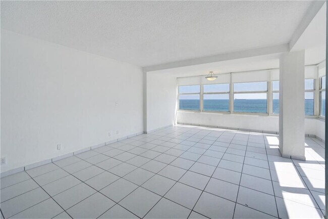 Building Photo - 345 N Fort Lauderdale Beach Blvd