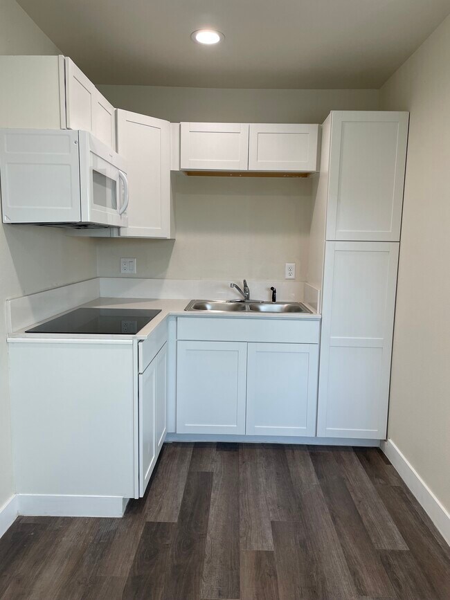 Building Photo - 500 Jefferson Ave