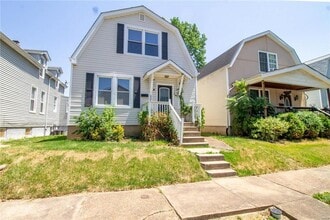 Building Photo - Nicely updated 3 bedroom home in Bevo