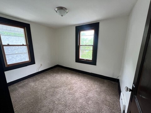 Building Photo - 1085 Dietz Ave