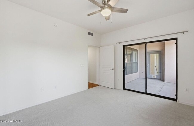 Building Photo - 20660 N 40th St