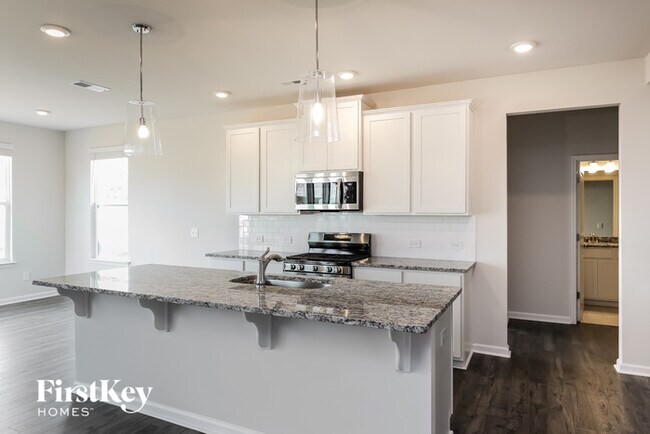 Building Photo - 608 Okame Ct