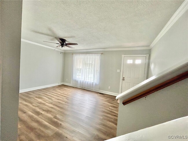 Building Photo - 2208 Watts Ln