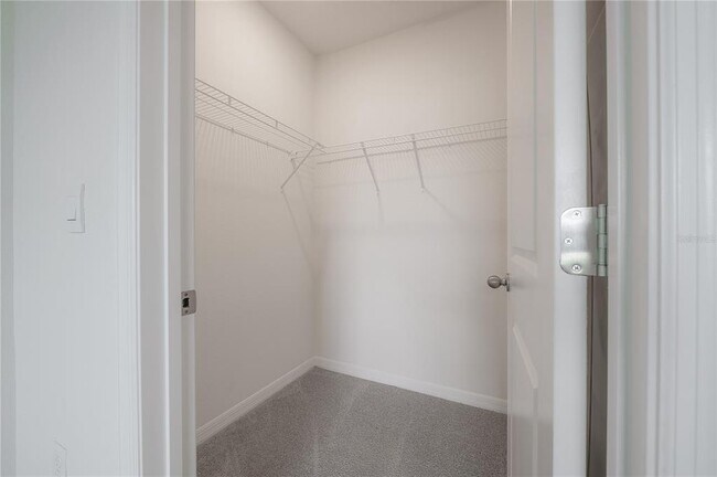 Building Photo - 16701 Maude Dr