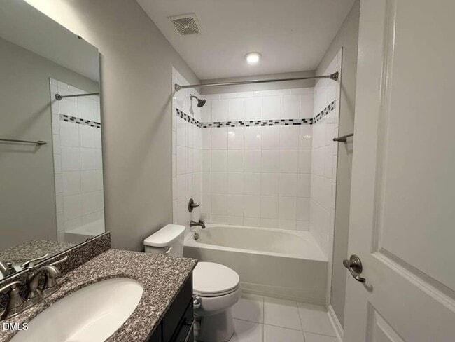 Building Photo - 112 Brier Summit Pl