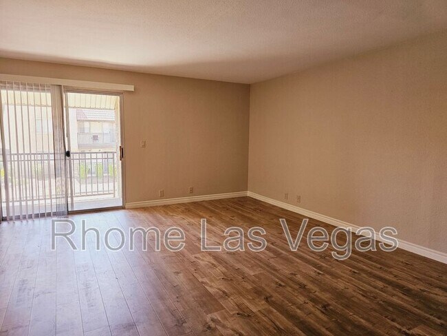 Building Photo - 5220 Indian River Drive