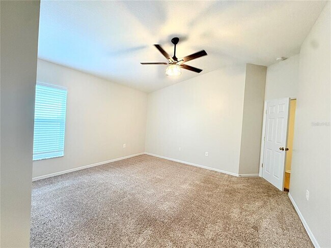 Building Photo - 4722 Roundview Ct