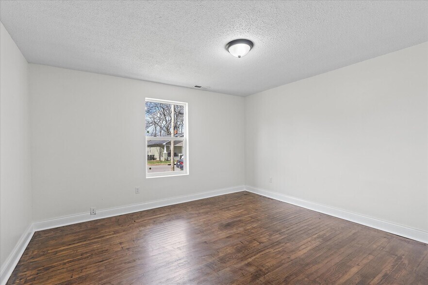 Building Photo - 2800 Curtis St