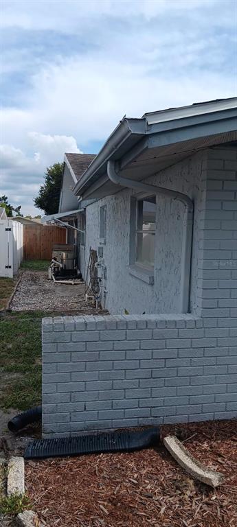 Building Photo - 7410 Moravian Dr