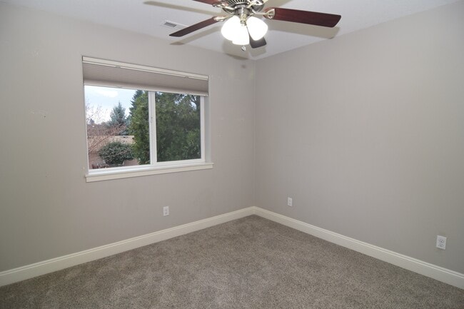 Building Photo - 21524 SW Parkin Ln