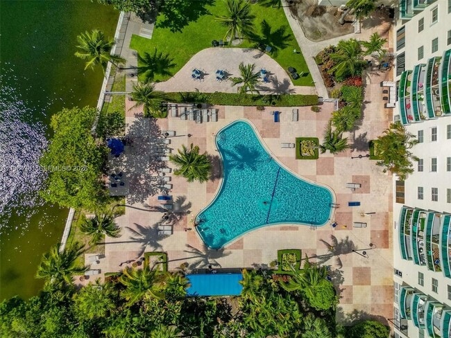 Building Photo - 19390 Collins Ave