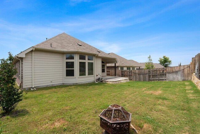 Building Photo - 223 Oleander Loop