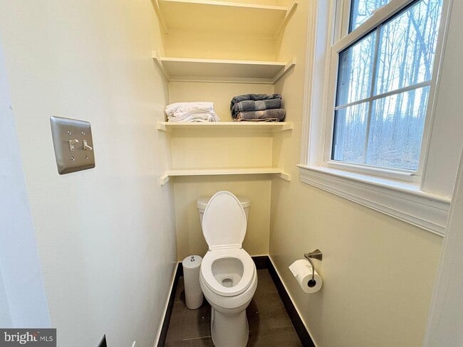 Building Photo - 5 Artillery Dr