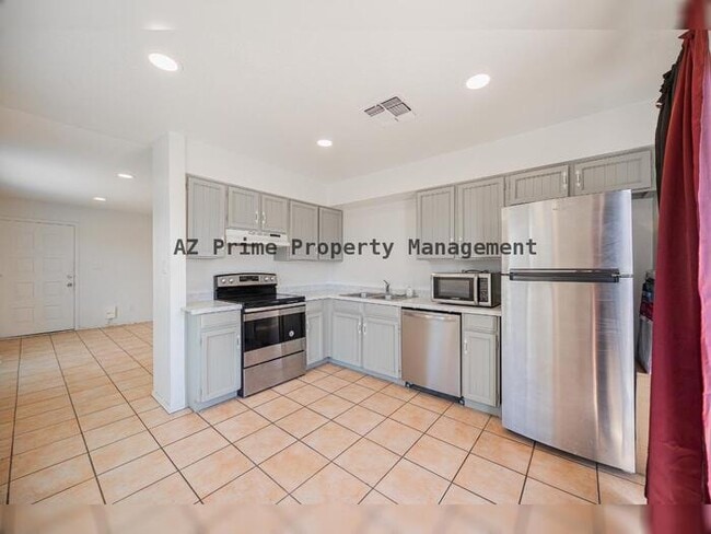 Building Photo - 2145 S Dorsey Ln